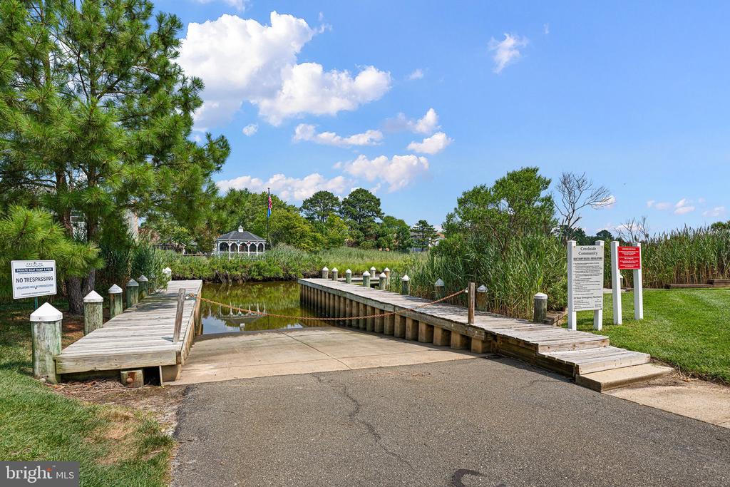 22 PIER POINT DRIVE