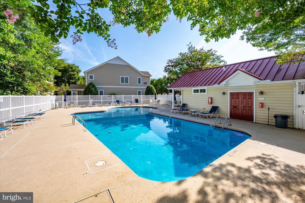 20411 JEB DRIVE