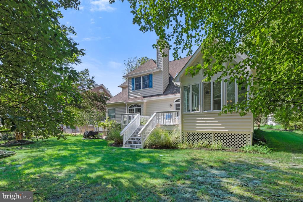323 WALKABOUT ROAD