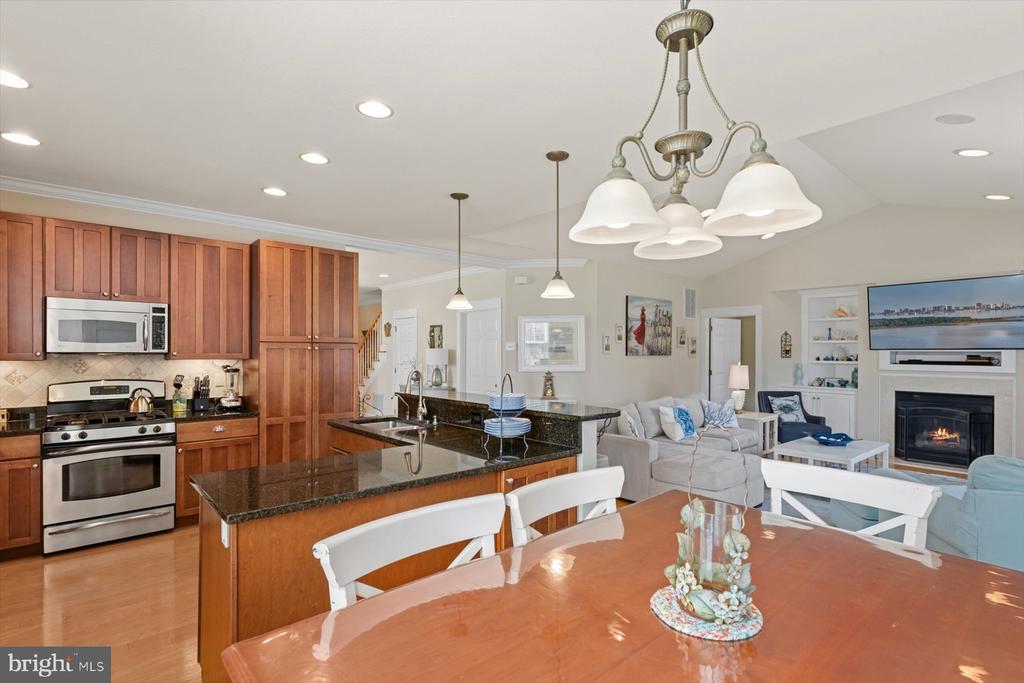37123 SOLITUDE DRIVE
