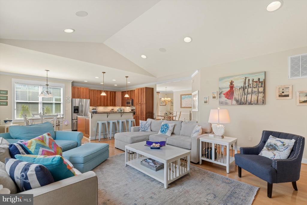 37123 SOLITUDE DRIVE
