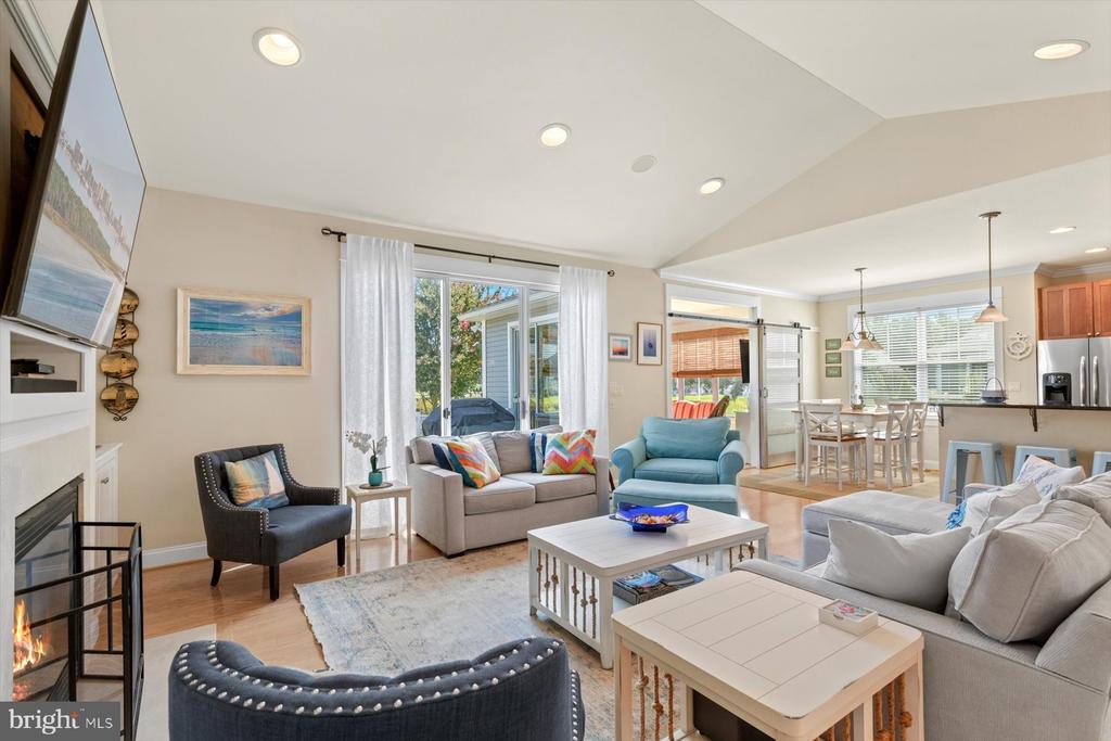 37123 SOLITUDE DRIVE
