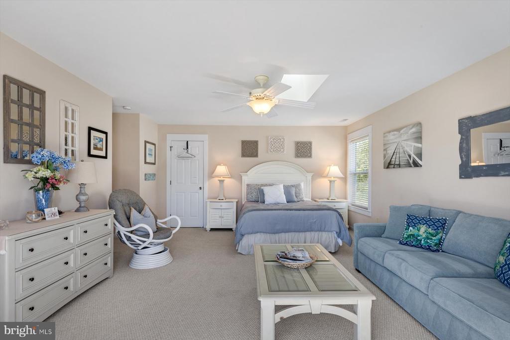 37123 SOLITUDE DRIVE