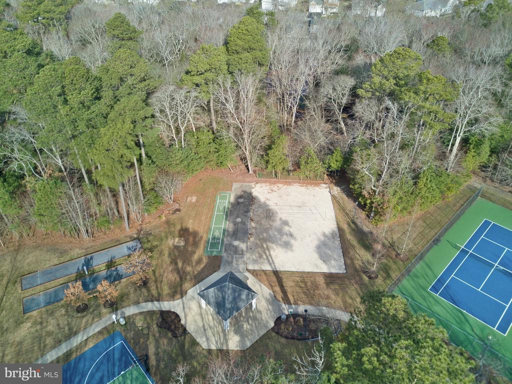 37123 SOLITUDE DRIVE