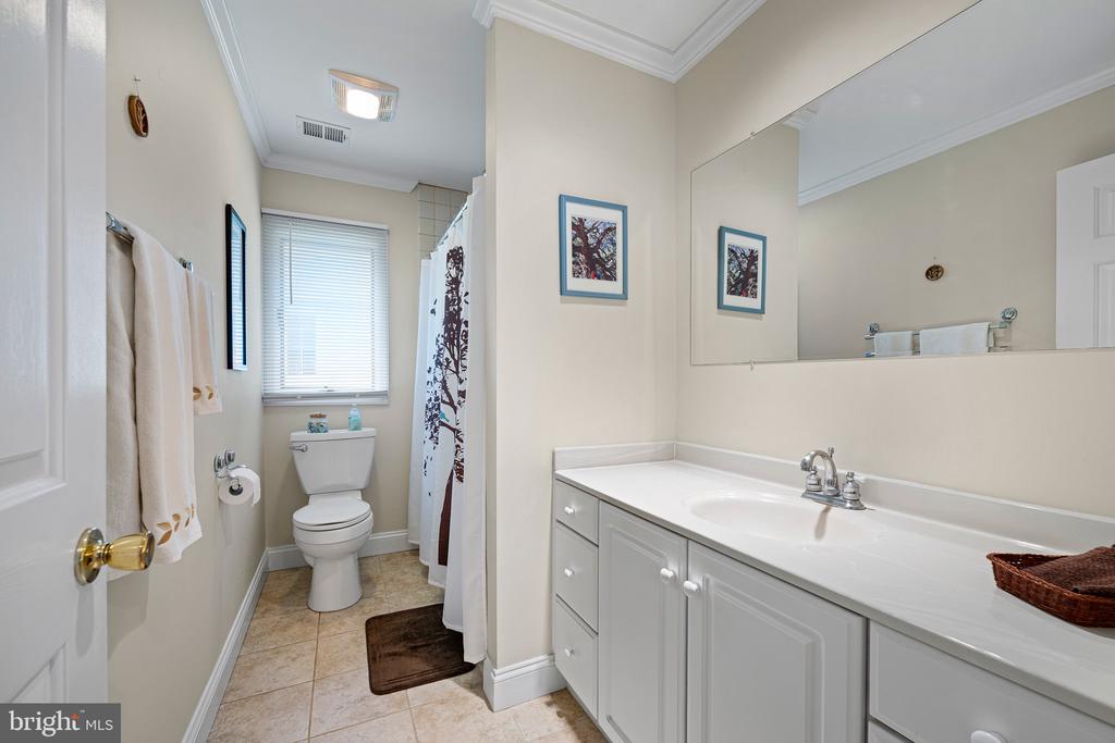 324 WALKABOUT ROAD