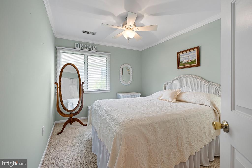 324 WALKABOUT ROAD