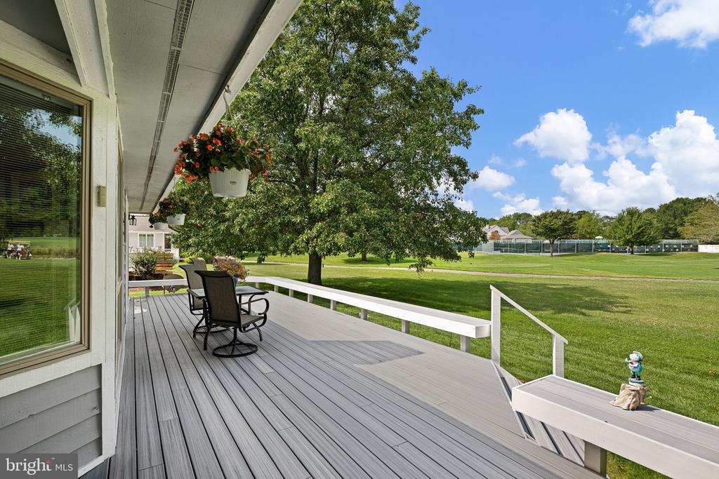 324 WALKABOUT ROAD