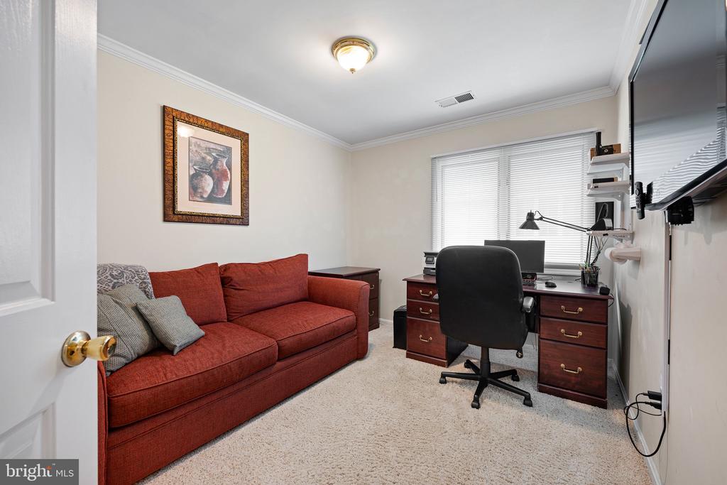 324 WALKABOUT ROAD