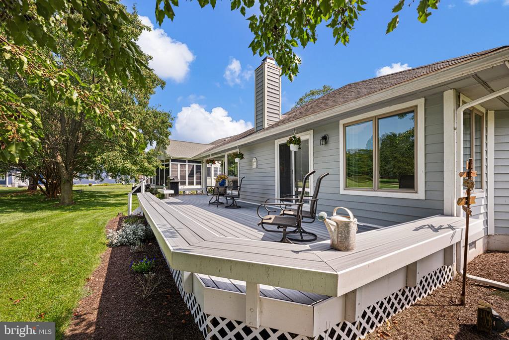 324 WALKABOUT ROAD