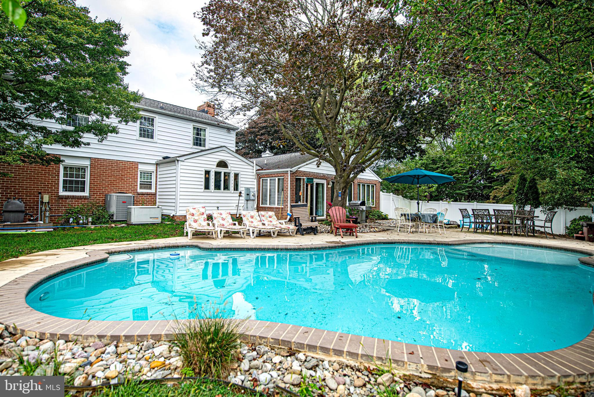 513 Idlewild Rd
