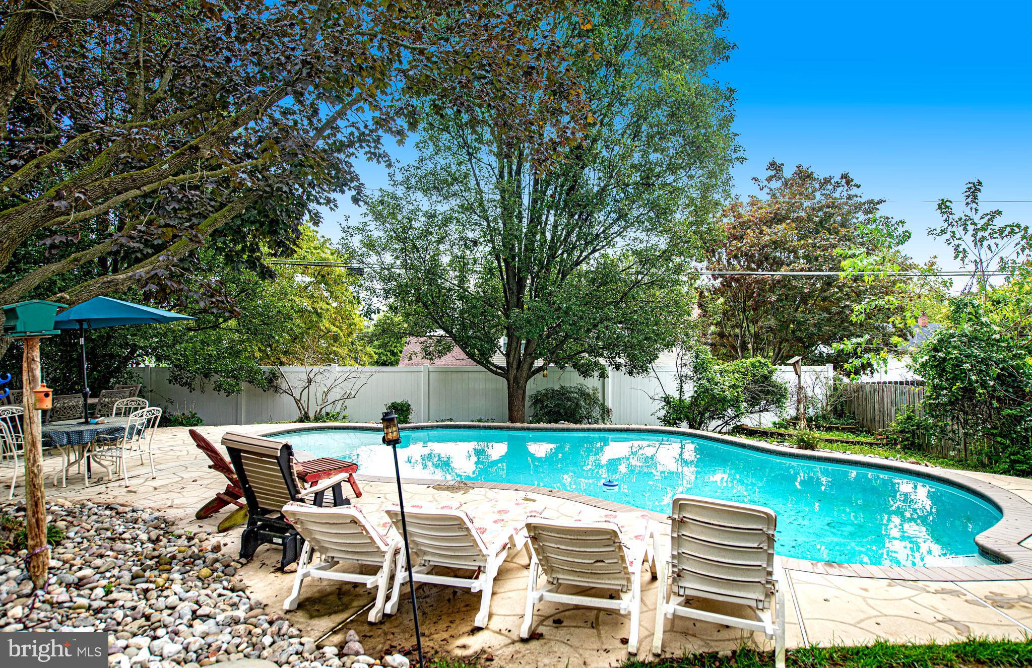 513 Idlewild Rd