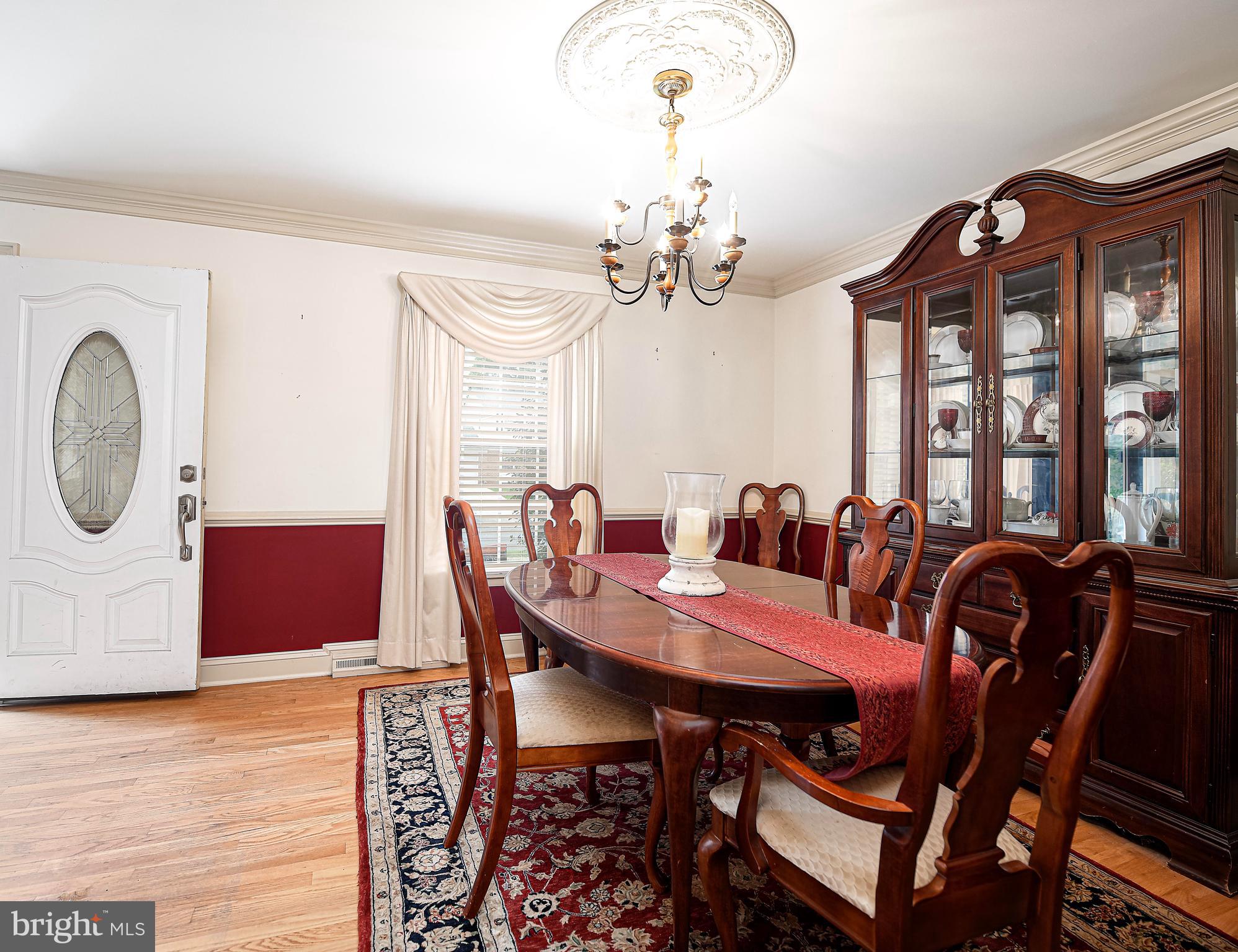 513 Idlewild Rd