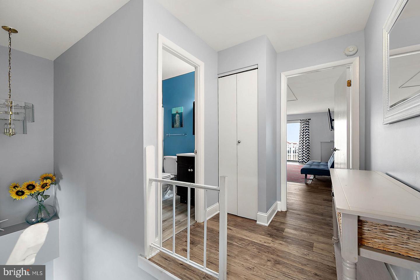 104 56th St #302