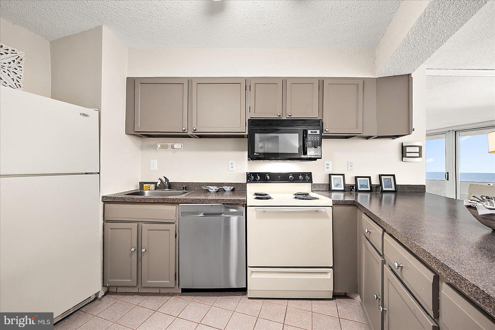 8500 COASTAL HIGHWAY 1103