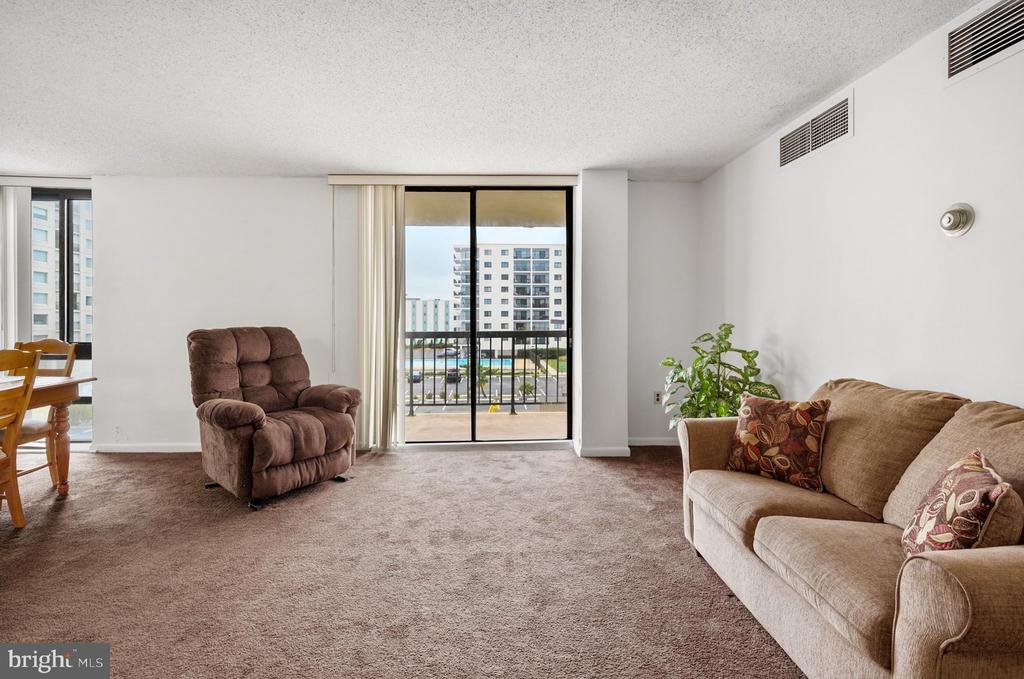 13110 COASTAL HIGHWAY Unit: 307