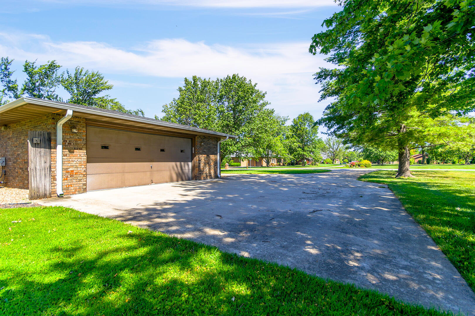2920 LAKE RD