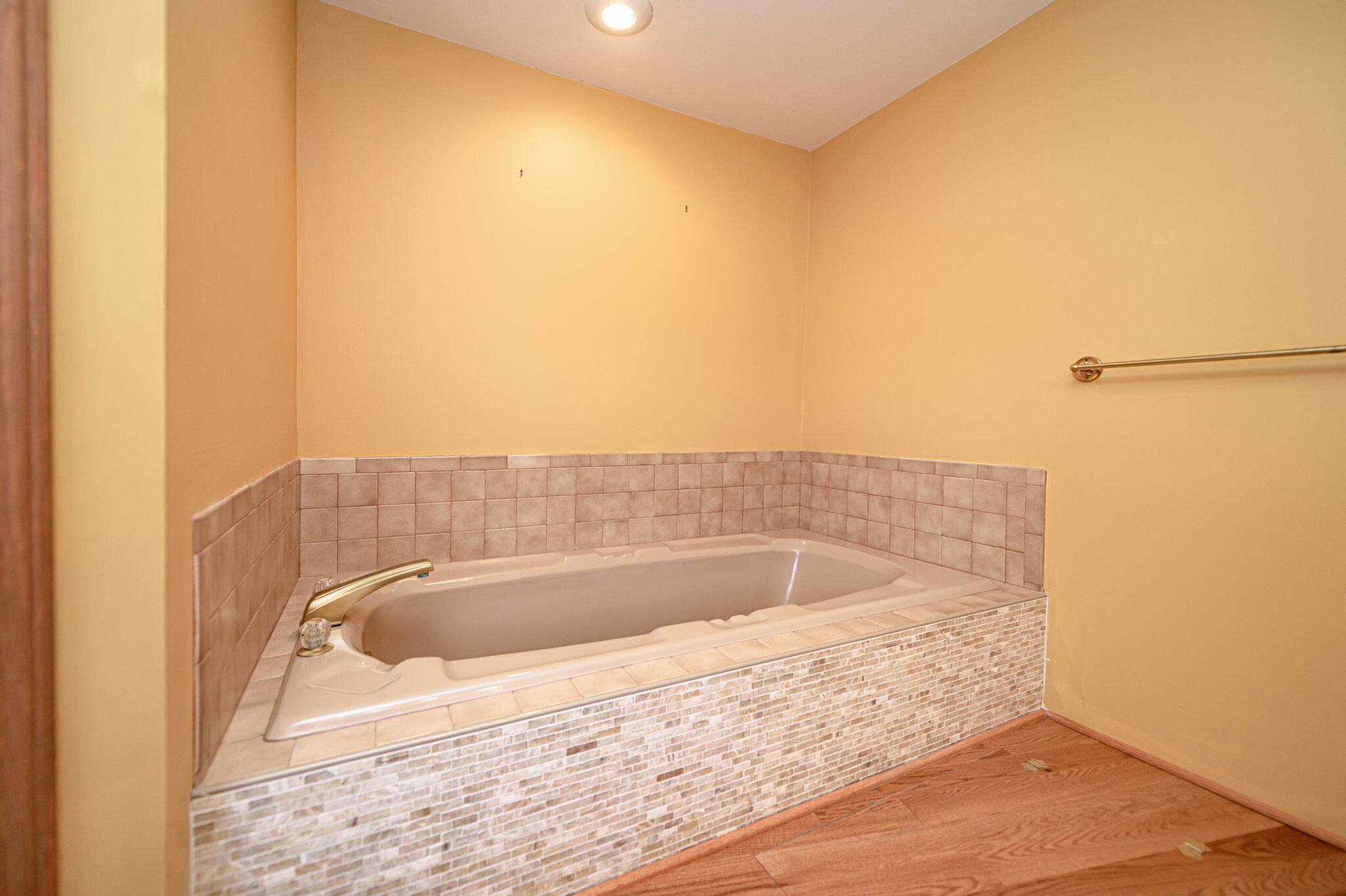 4861 S OLD MILL CREEK RD