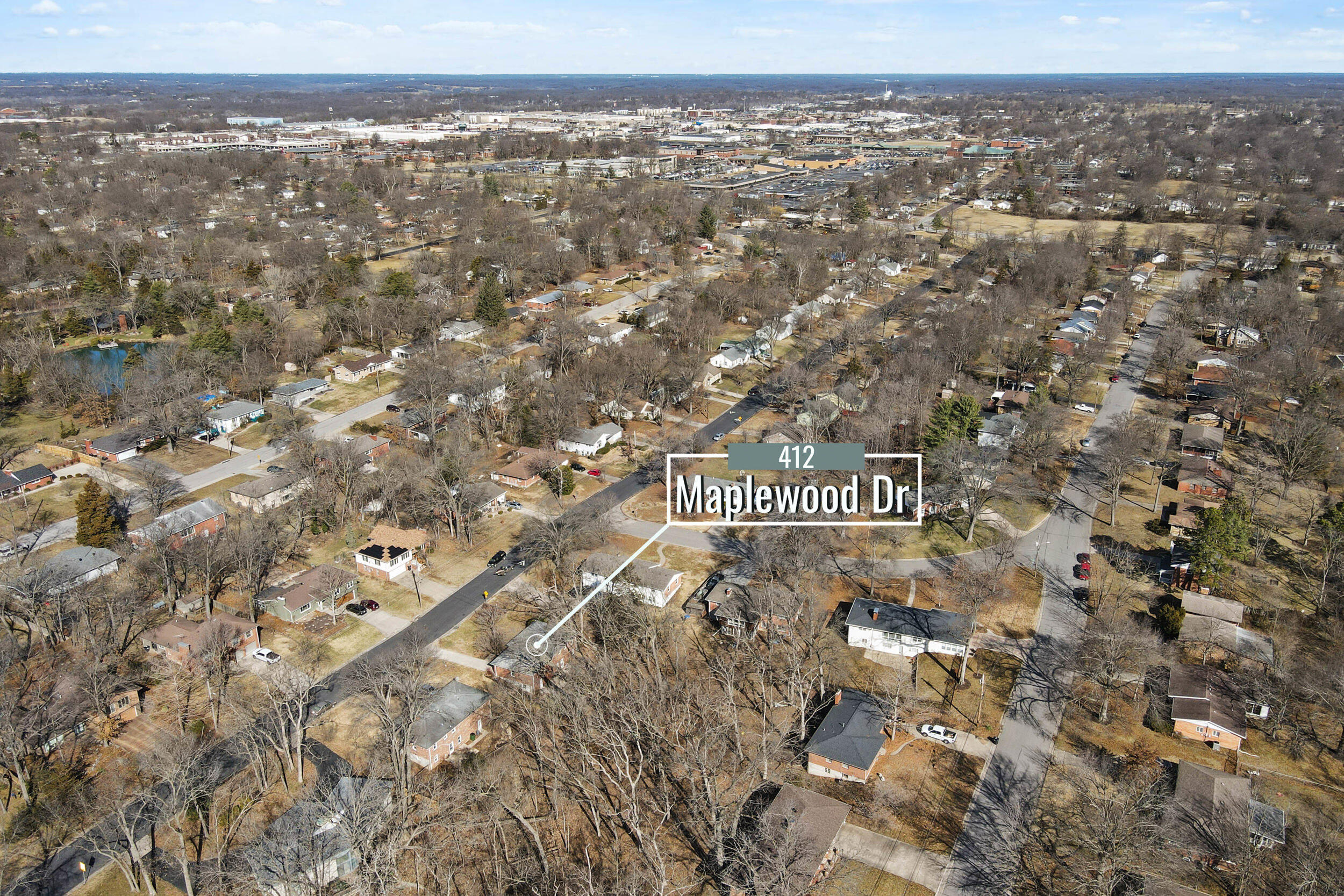 412 MAPLEWOOD DR