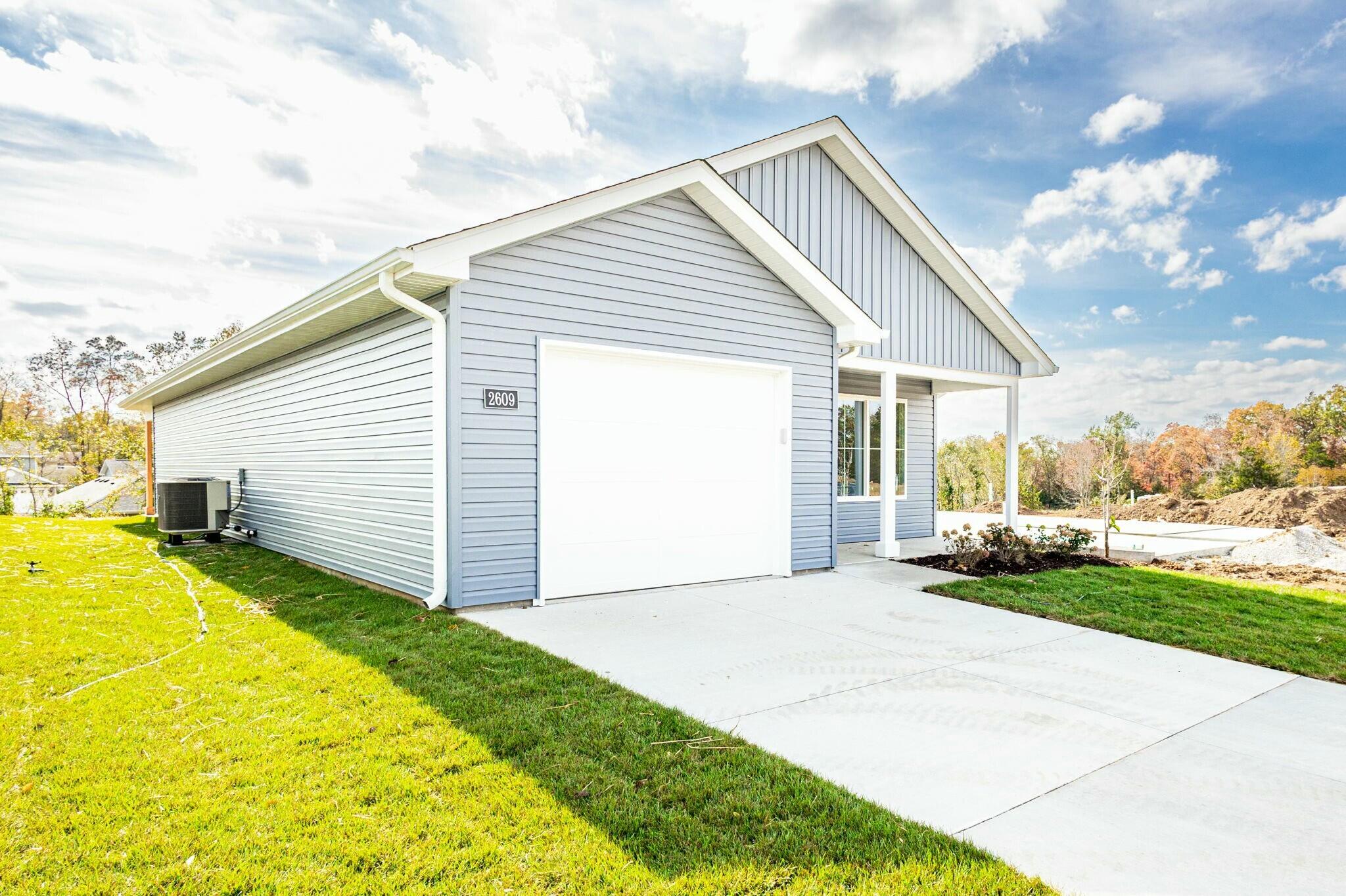 2617 FRAZIER LP