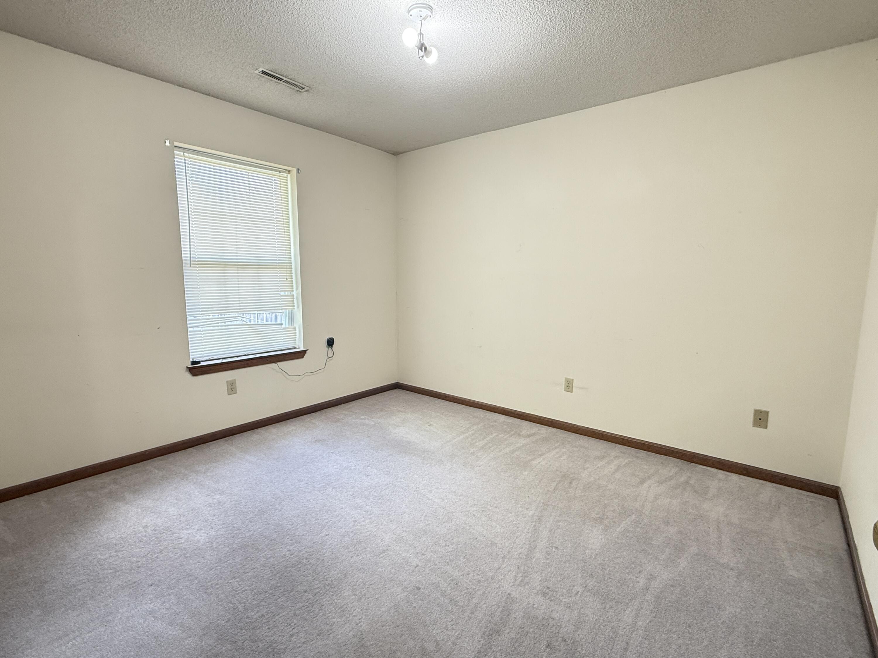 2109 CALLAWAY DR