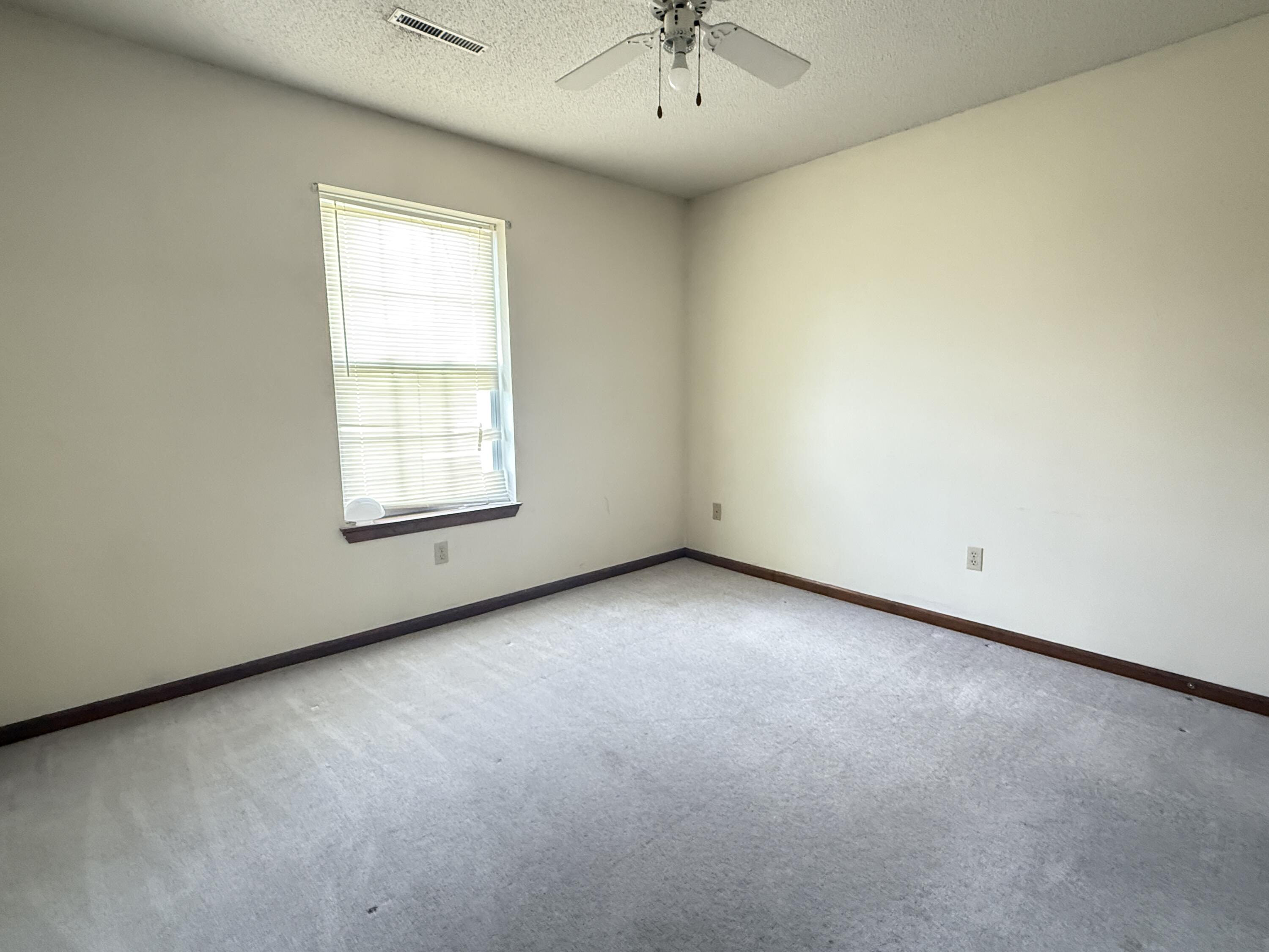 2109 CALLAWAY DR