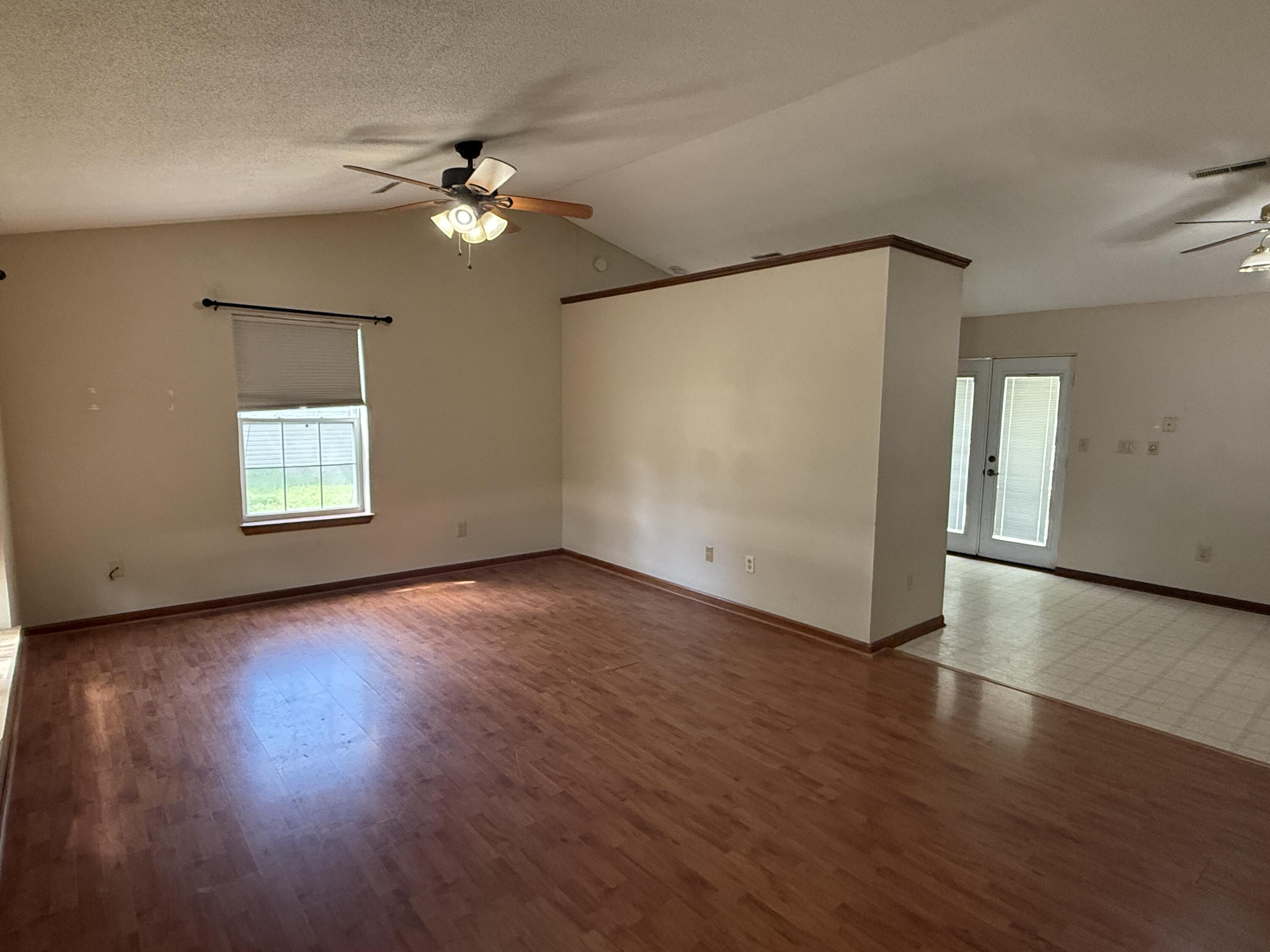 2109 CALLAWAY DR