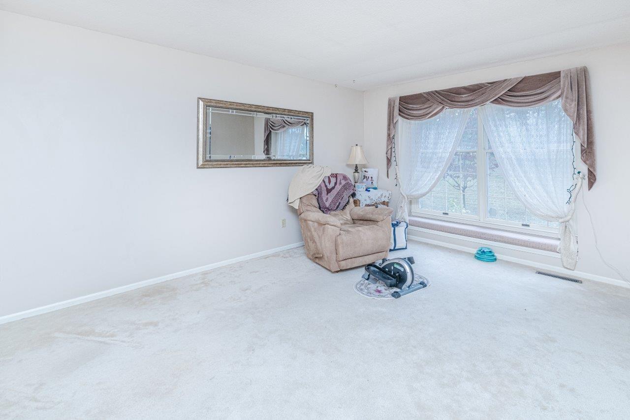 7100 N SYCAMORE