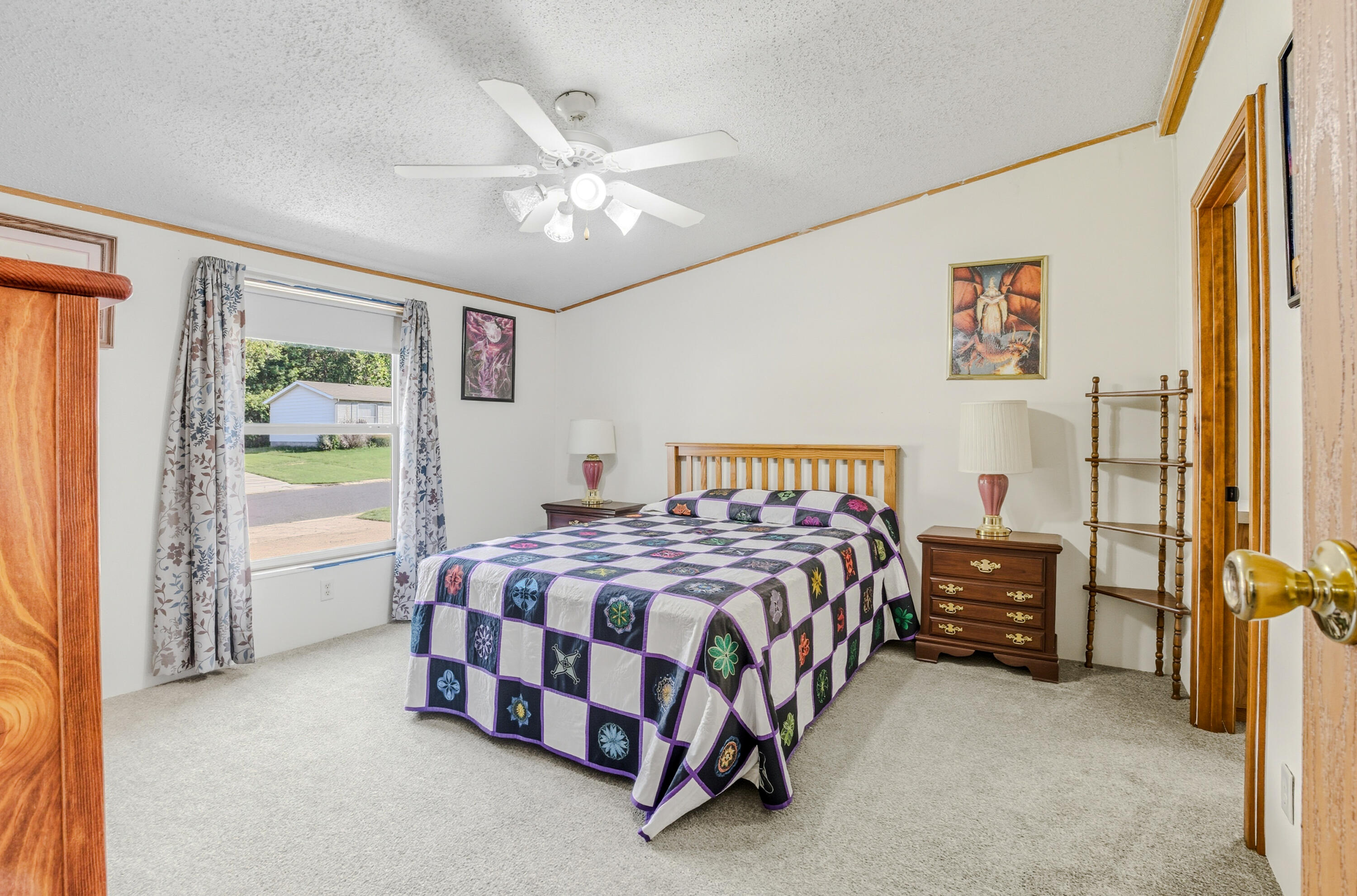 5261 N BURNING BUSH RD