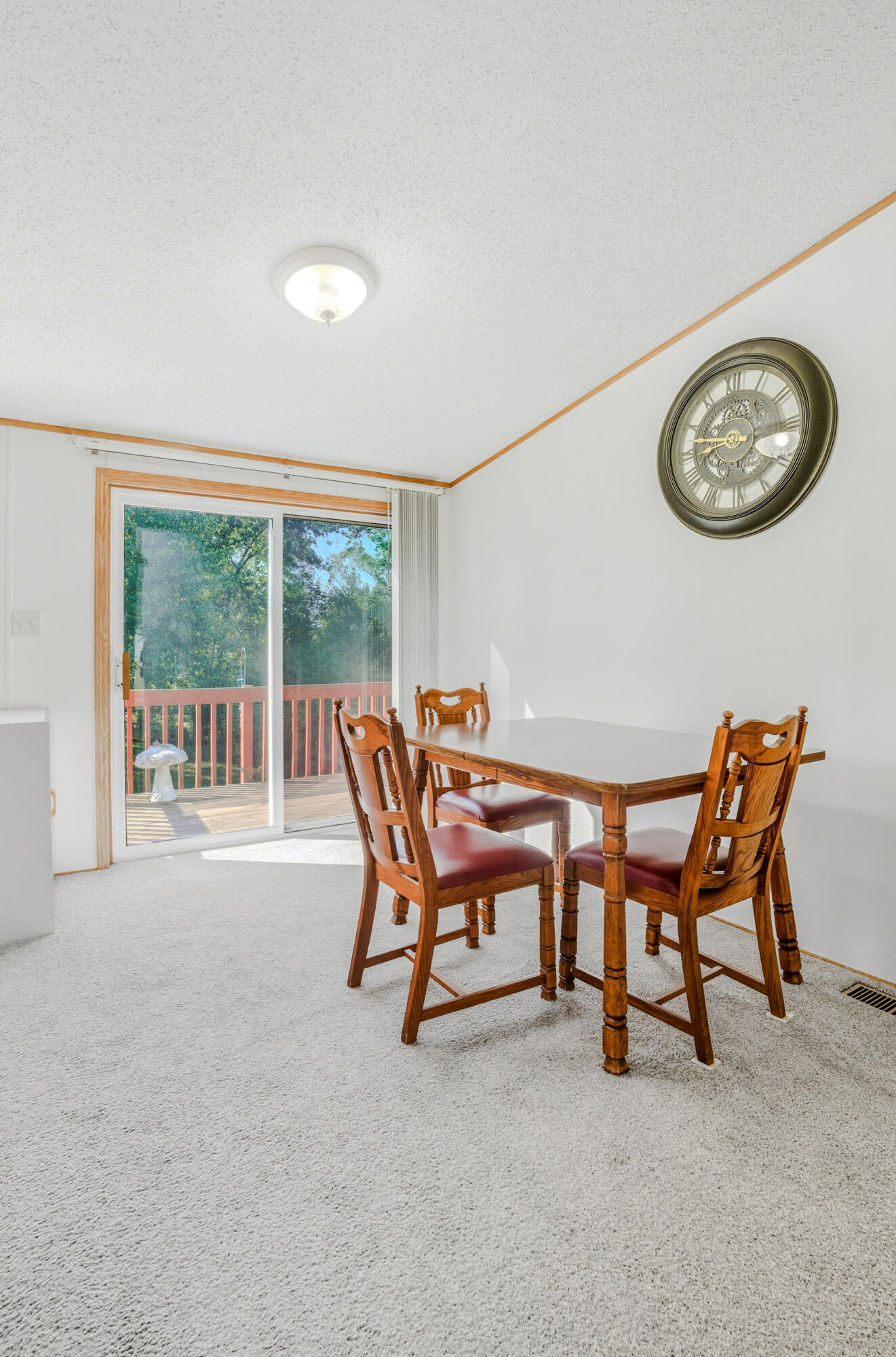 5261 N BURNING BUSH RD