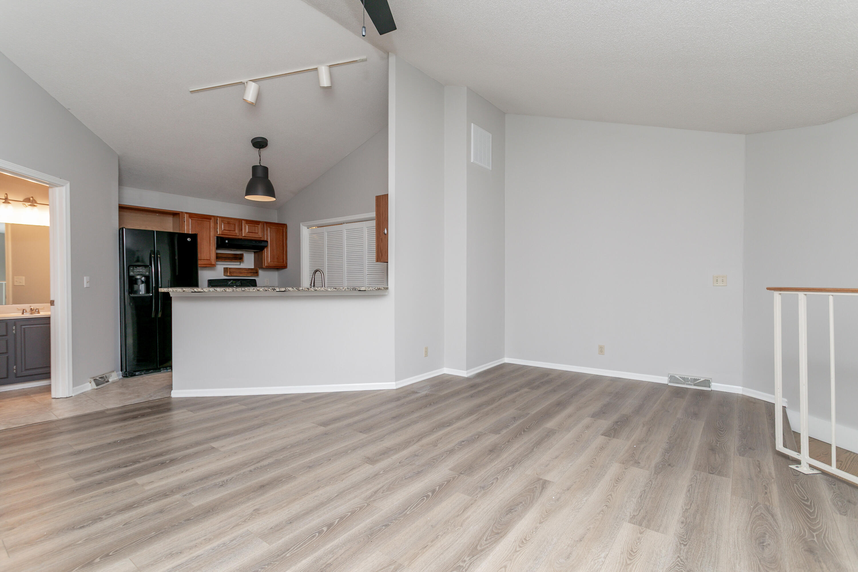 1105 PARK DEVILLE PL