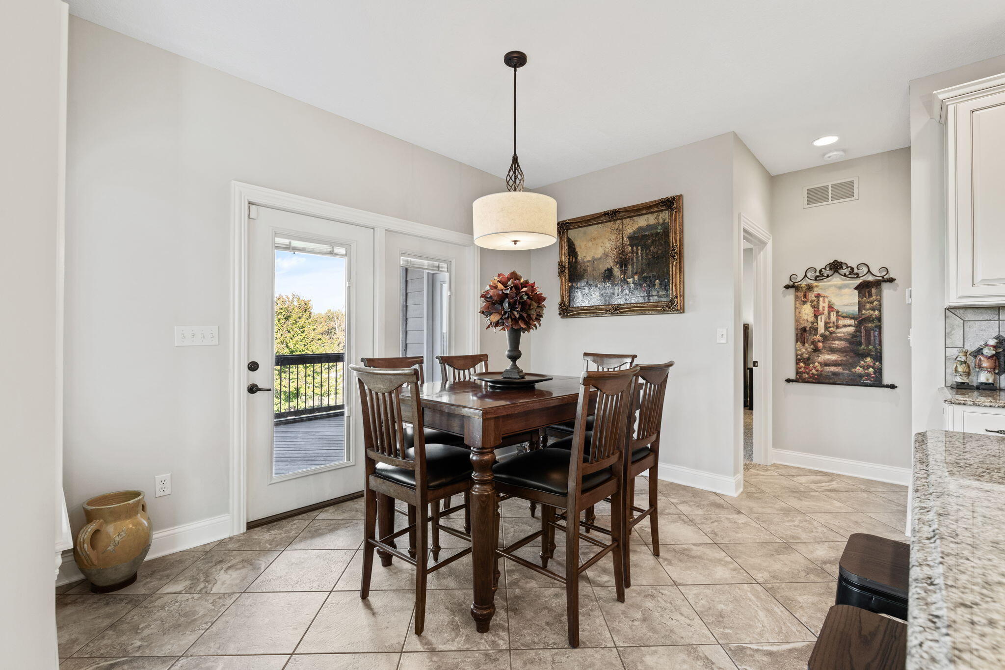 801 SUNSTONE LN