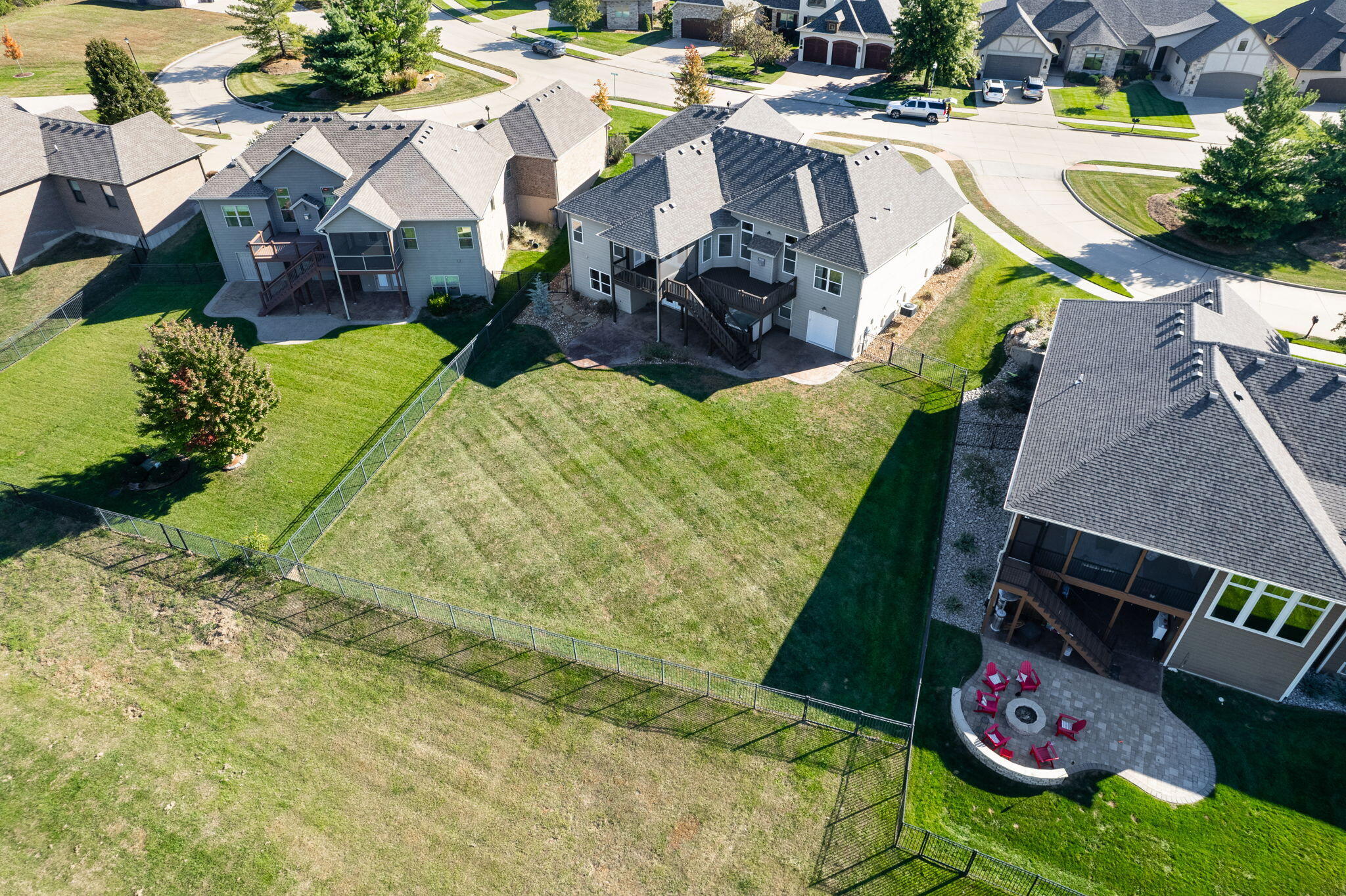 801 SUNSTONE LN