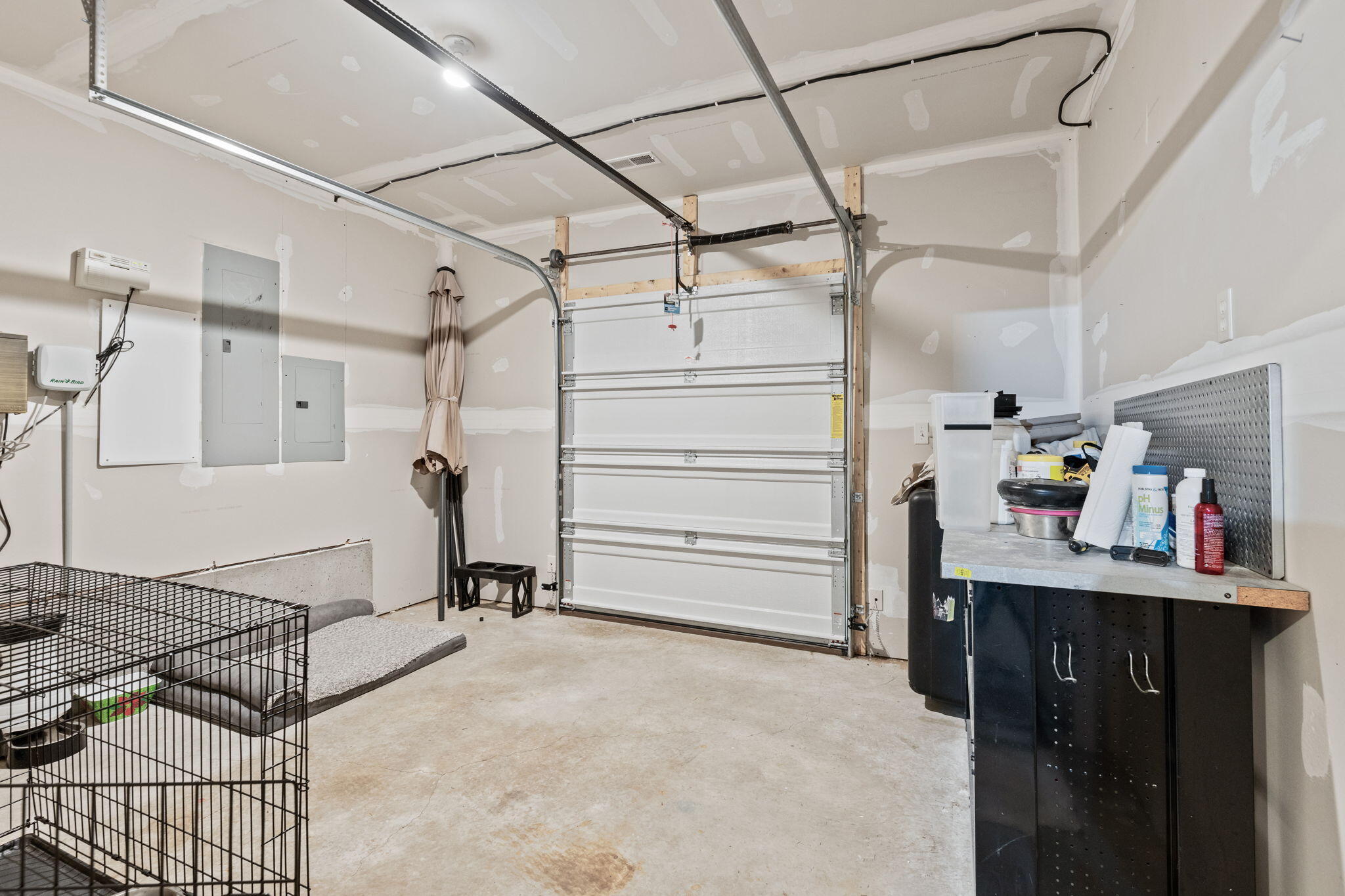 801 SUNSTONE LN