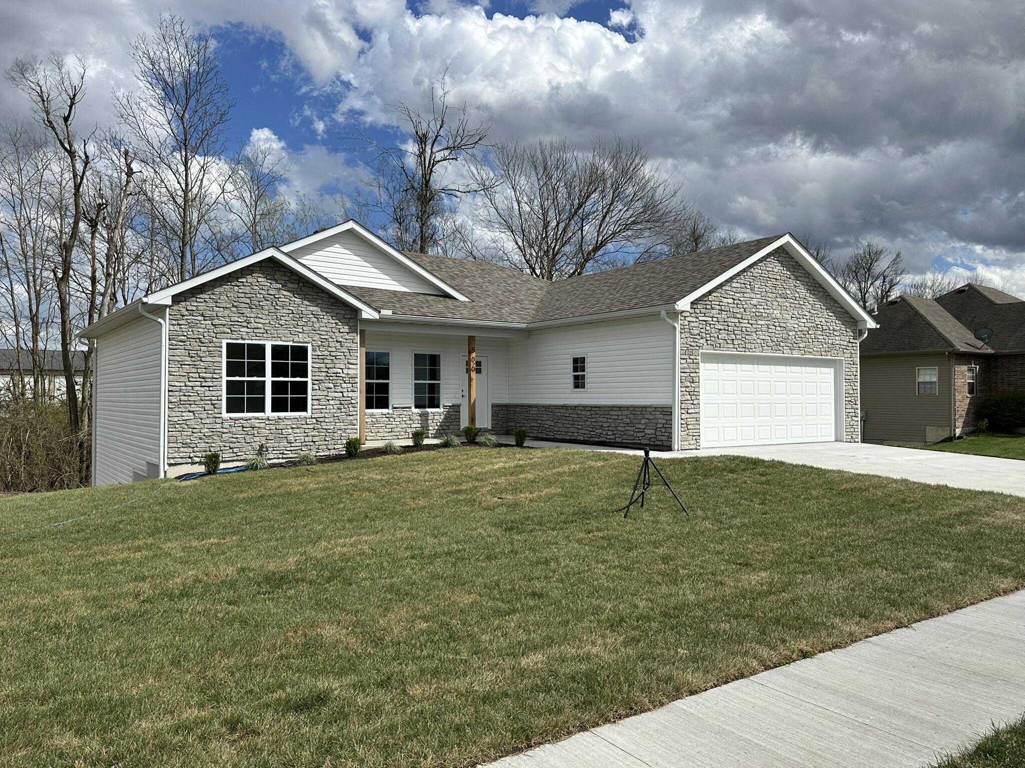 500 MIDDLETON DR