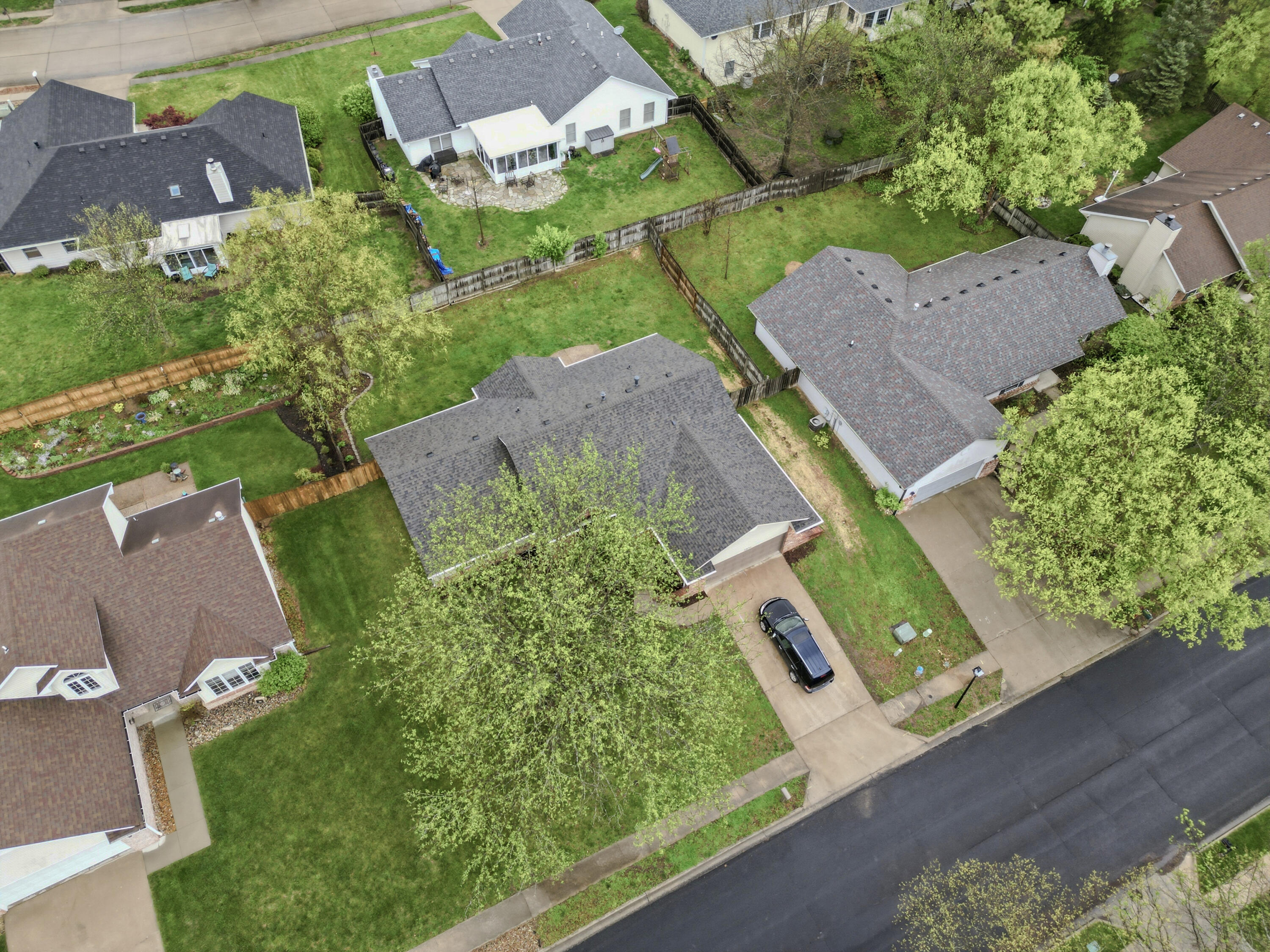 2011 KATY LN