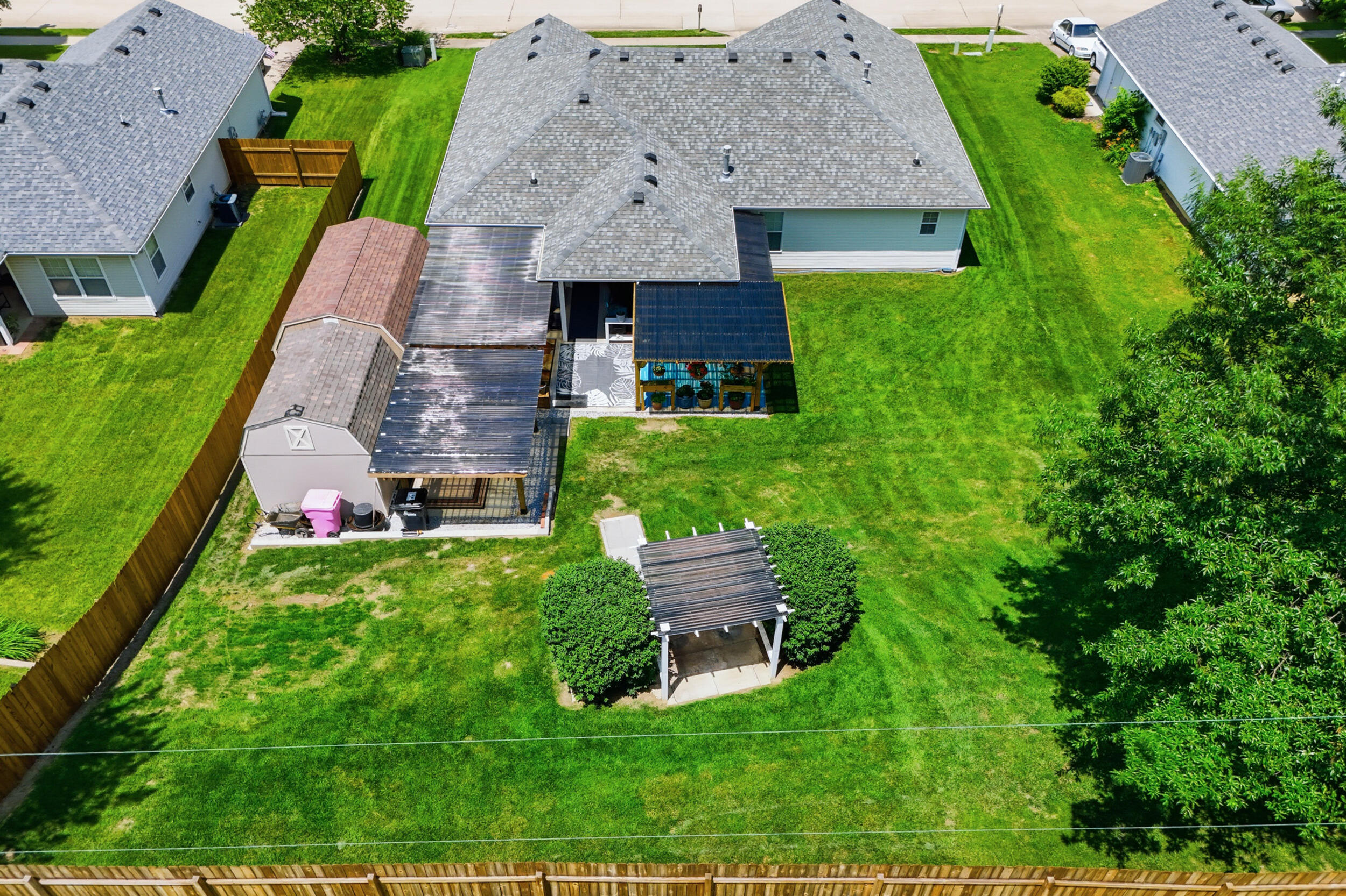 4610 WREN WOOD DR
