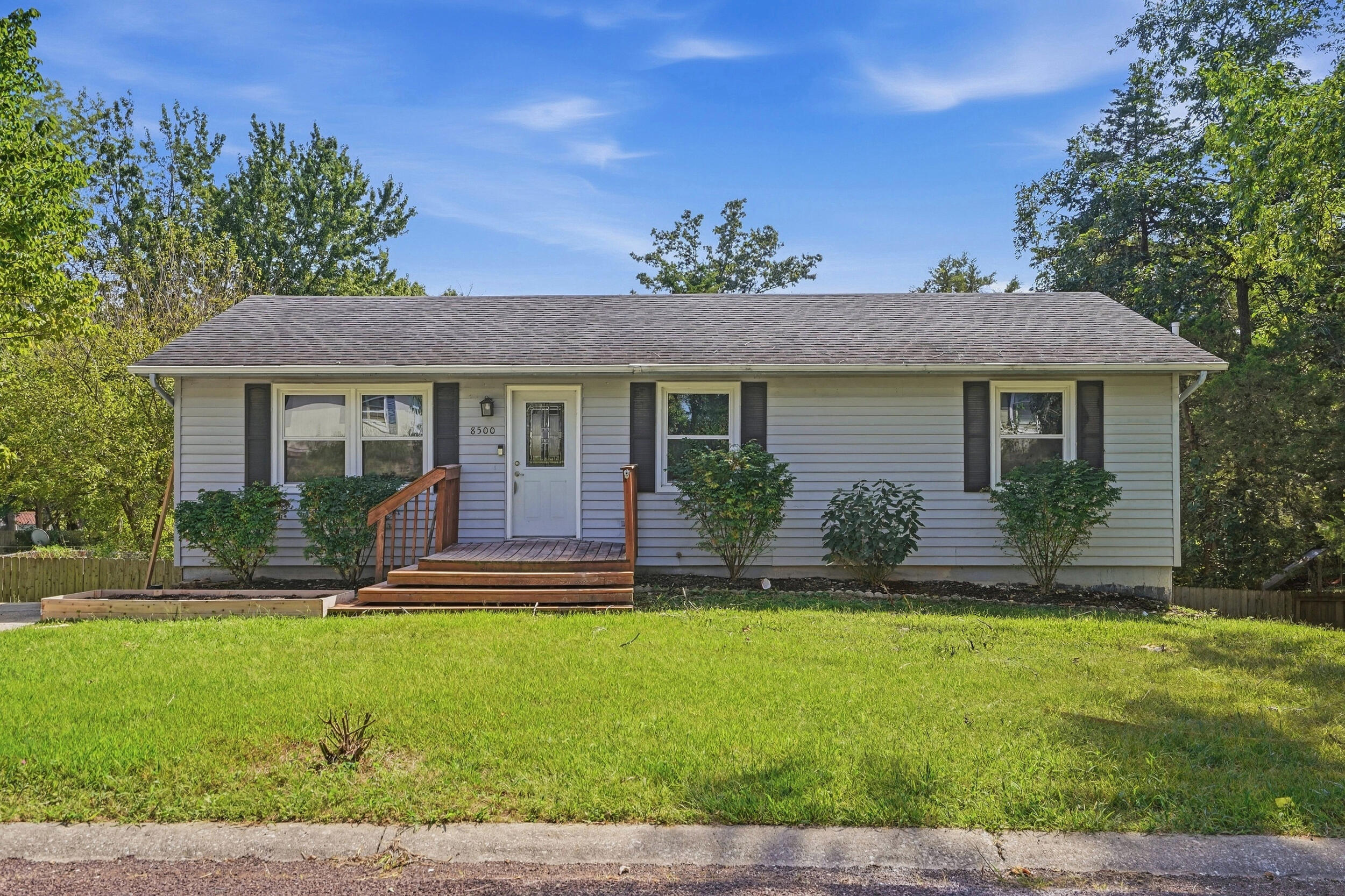 8500 W TRAILS WEST DR