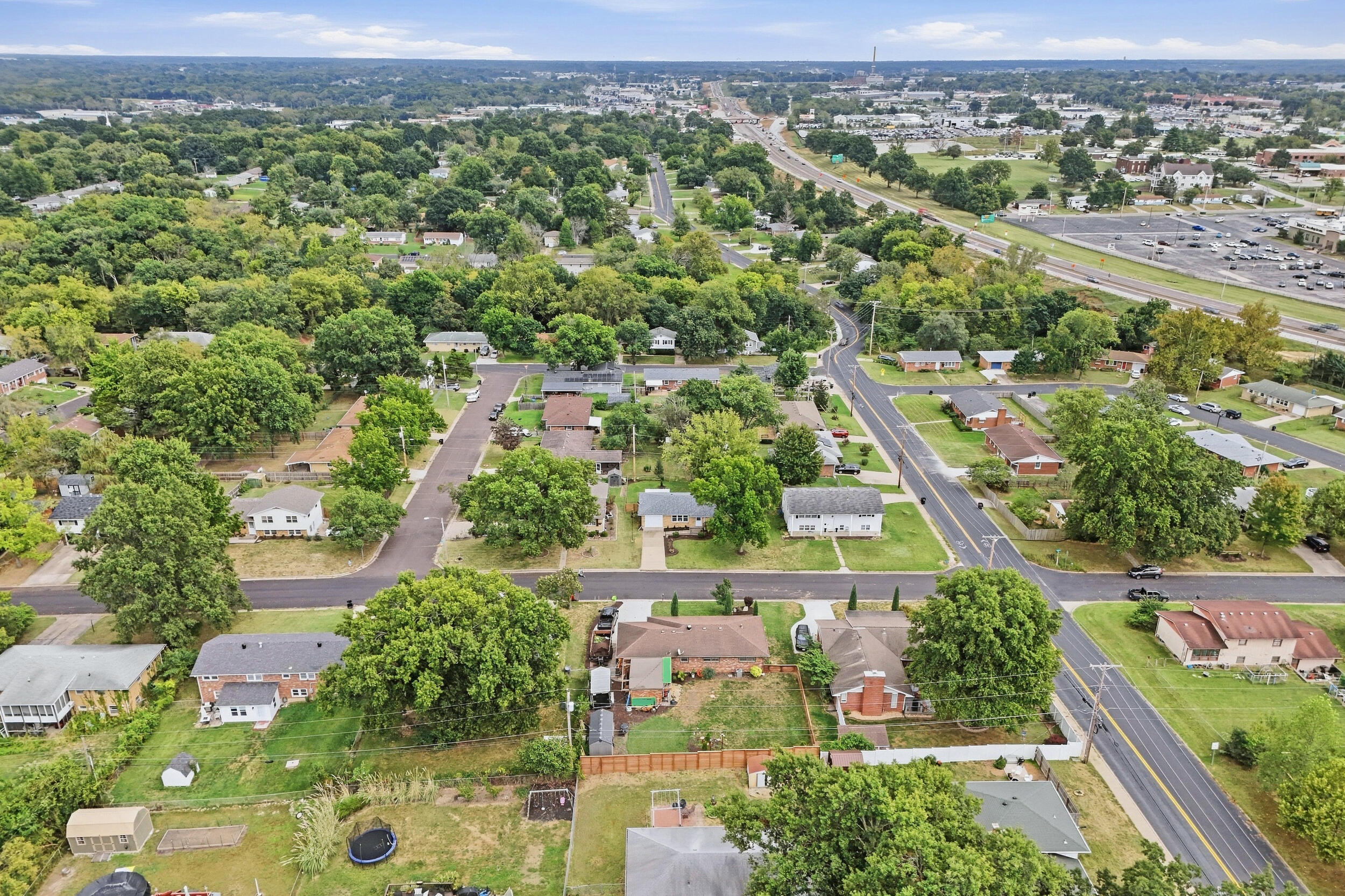 1705 KATHY DR
