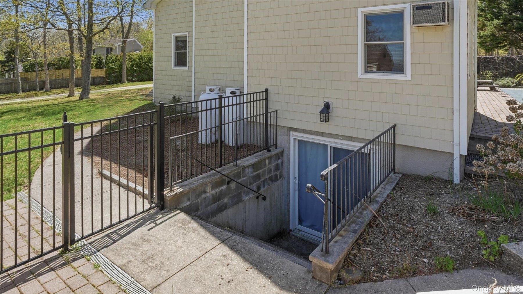 32 Red Creek Road