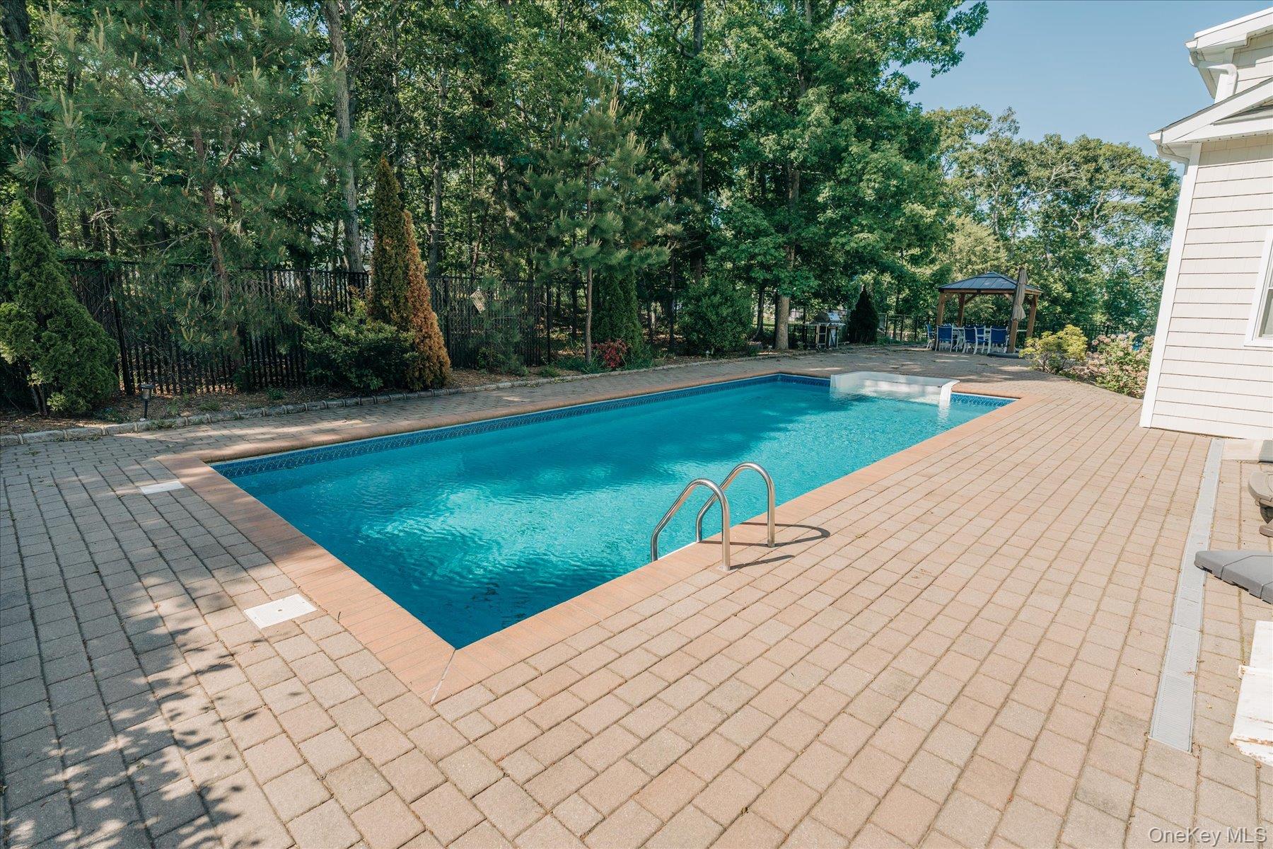 32 Red Creek Road