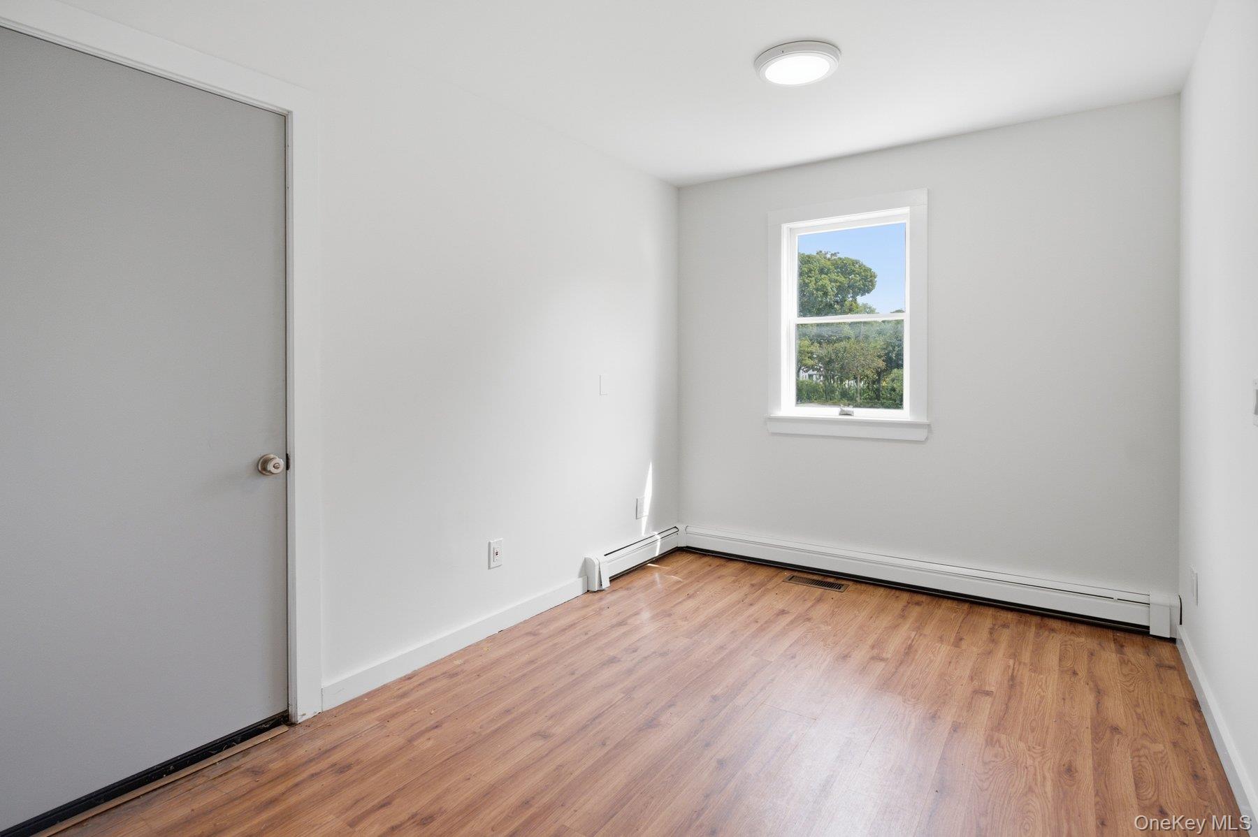 1228 Roanoke Avenue