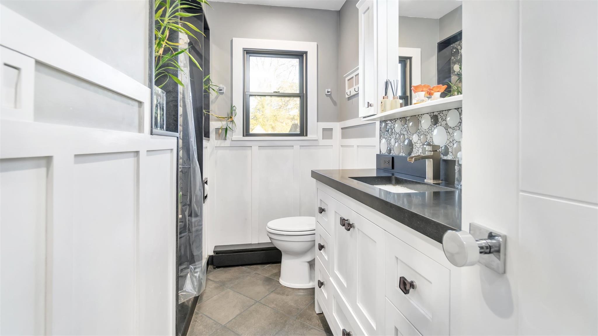 2786 Quogue Riverhead Road