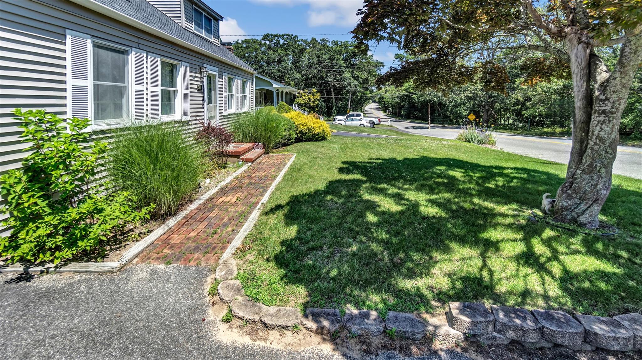 5225 Peconic Bay Boulevard