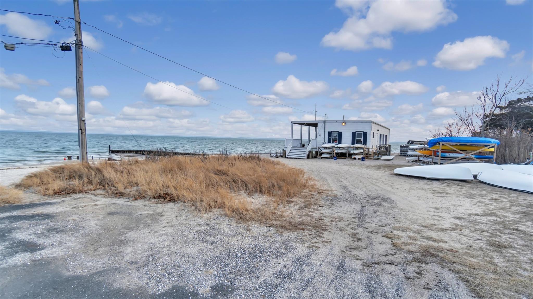 5225 Peconic Bay Boulevard