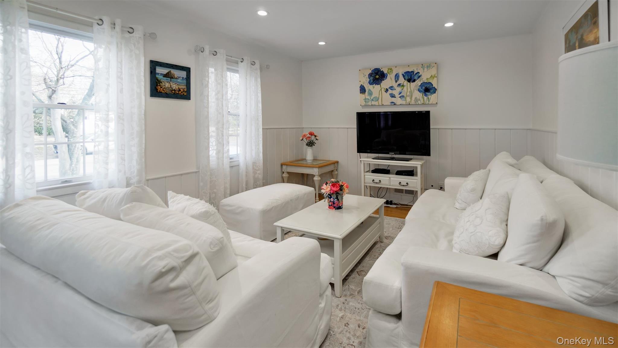 5225 Peconic Bay Boulevard