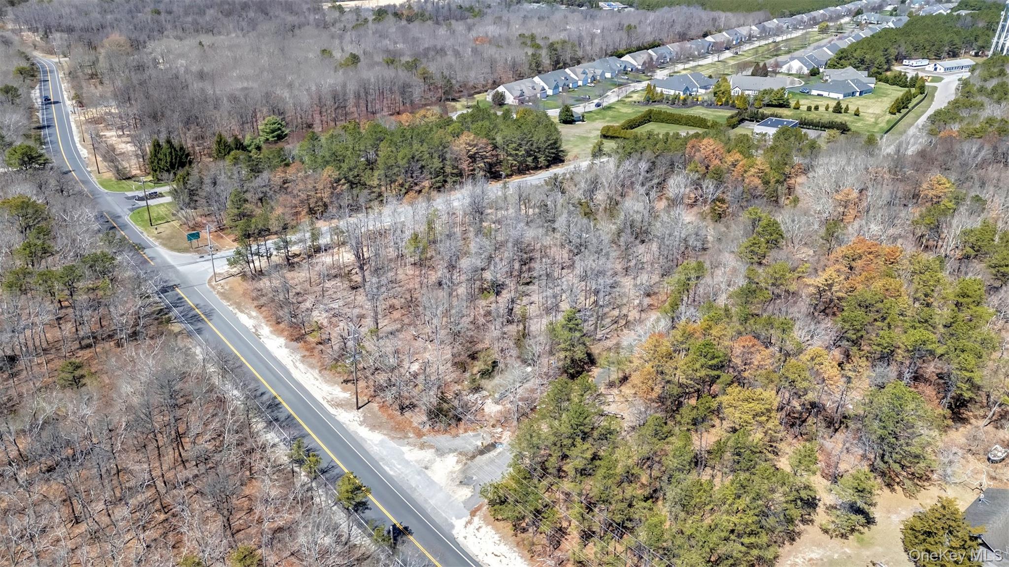 98 Old Country Road