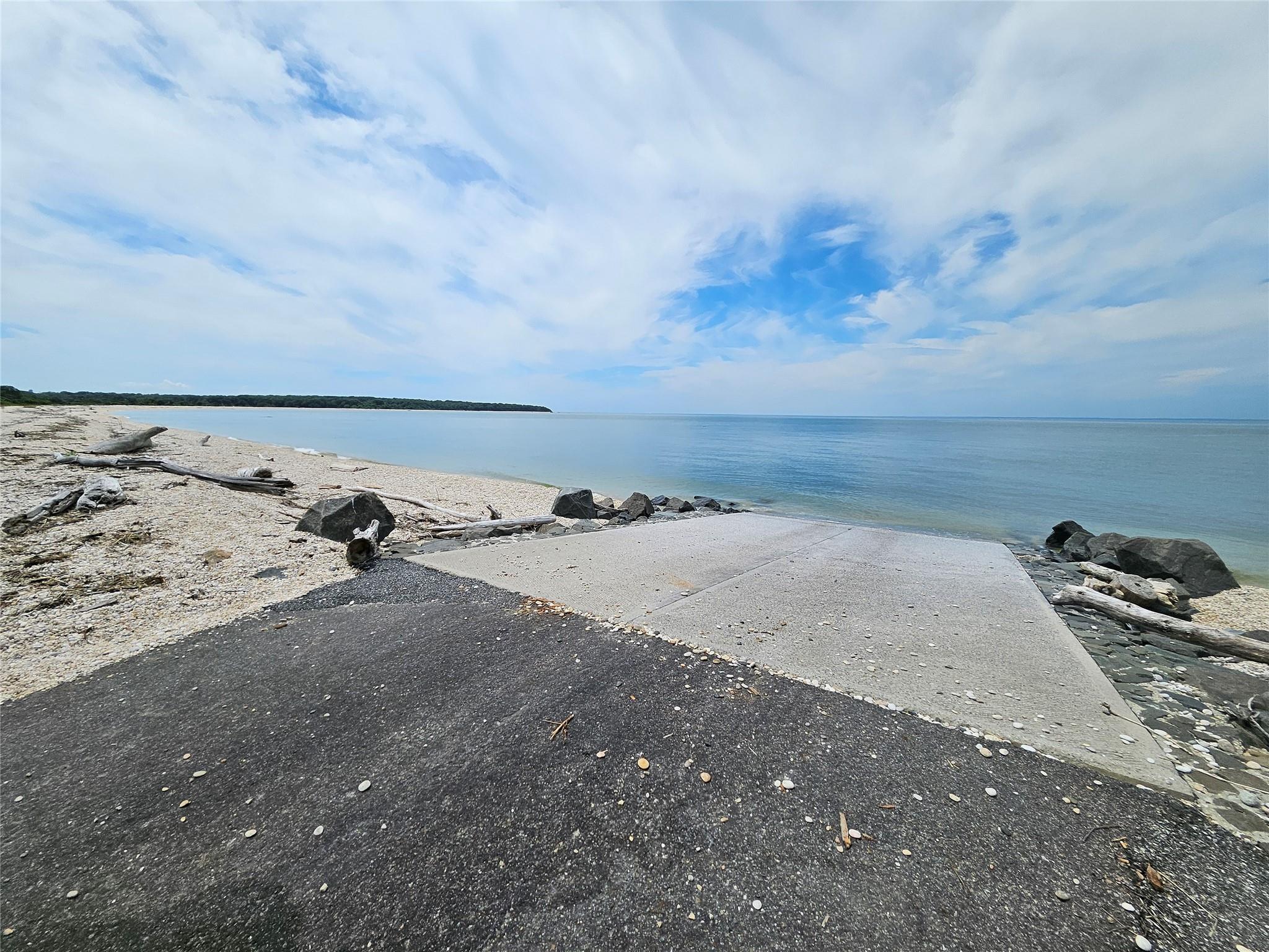12910 Main Road