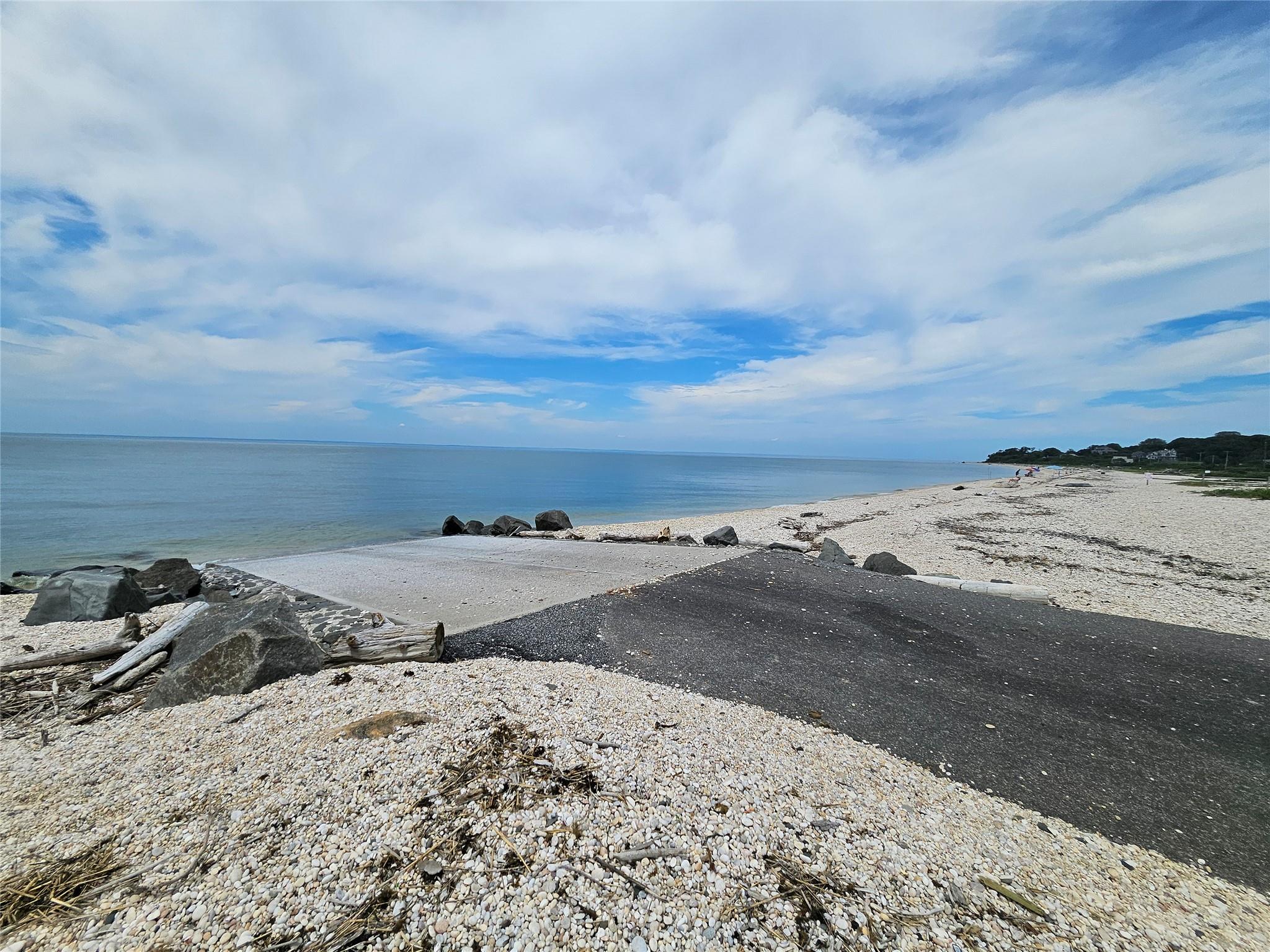 12910 Main Road