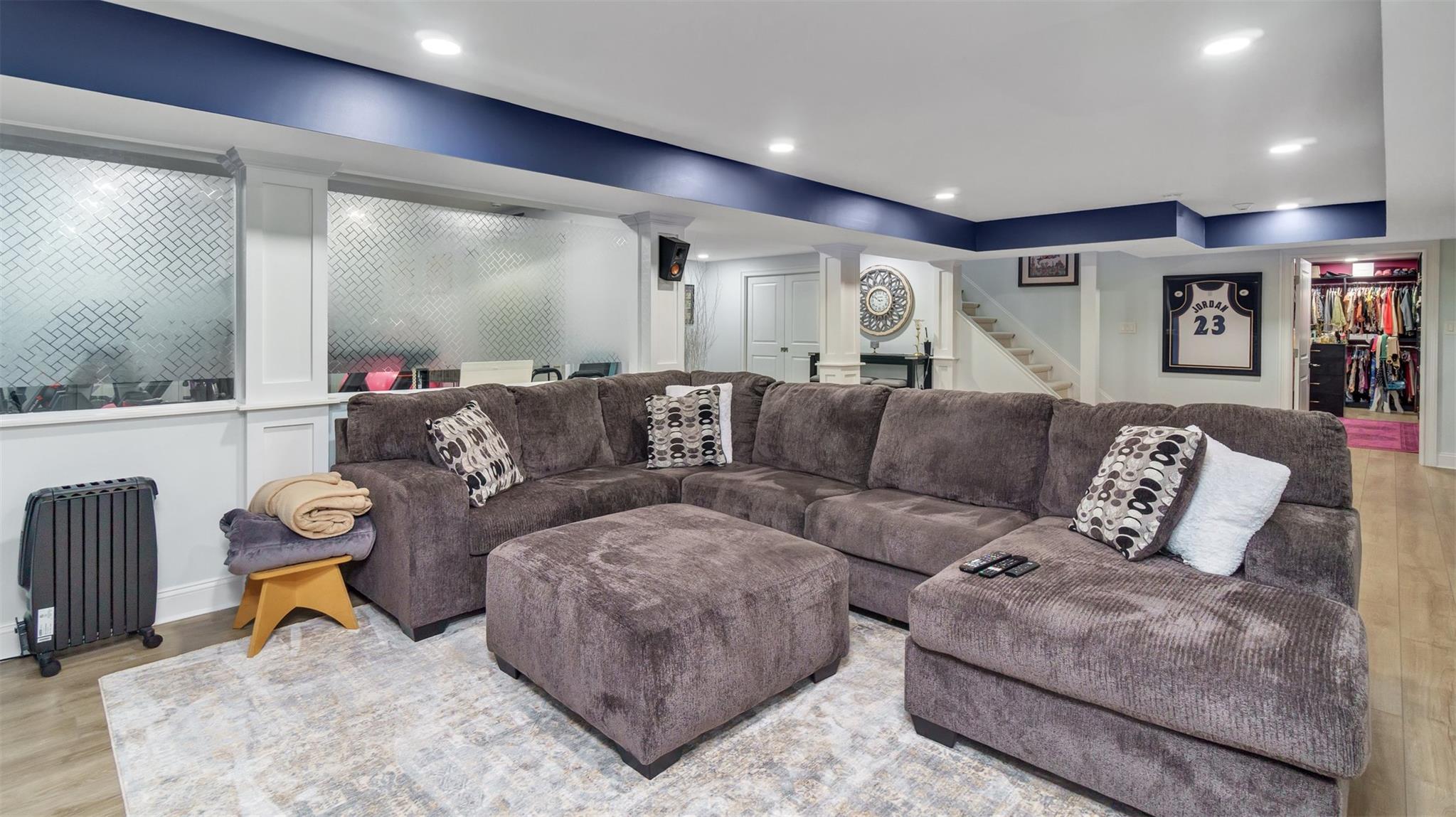 227 Belmont Circle