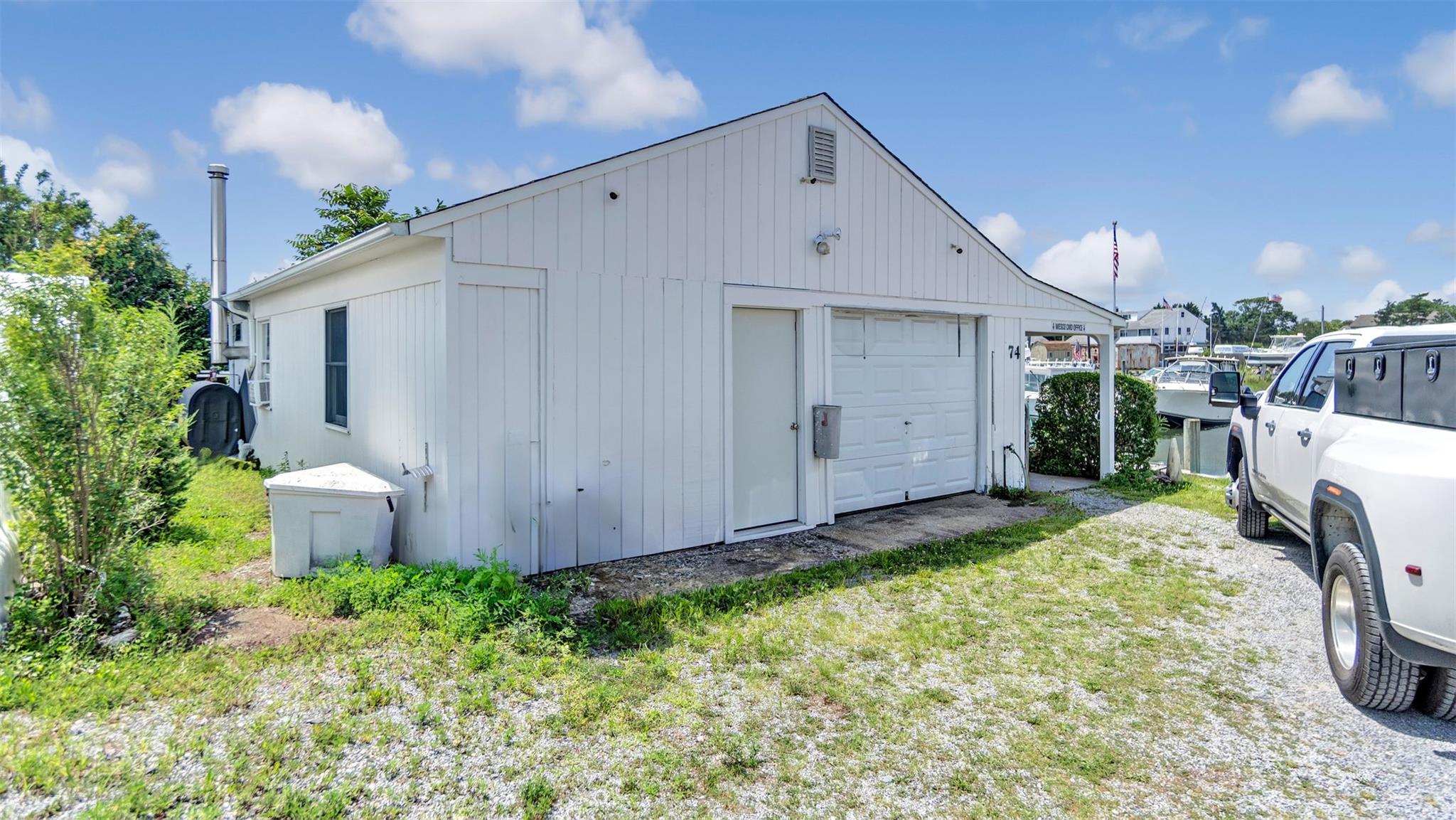 74 Foster Avenue